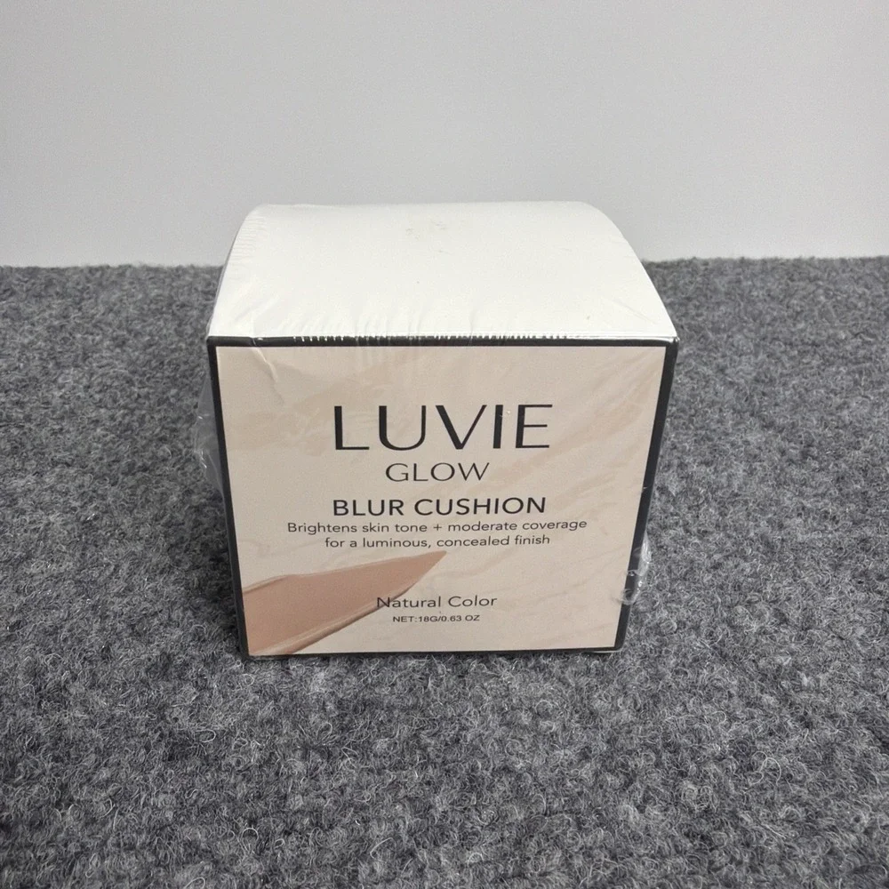 LUVIE Glow Blur Cushion Foundation Concealer Moderate Coverage Natural Color